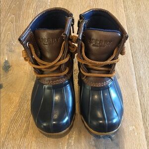 Sperry Kids' Saltwater Two-Tone Adventure Boots - Navy